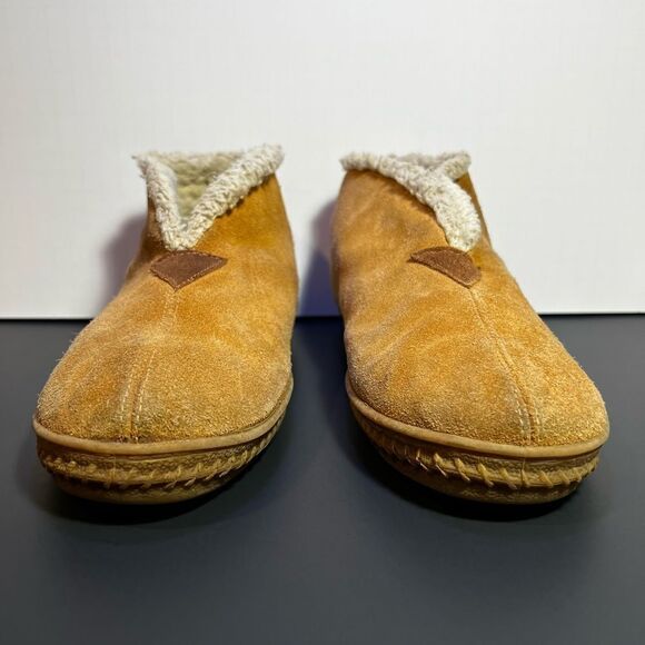 Womens FOOT WARMERS by Laguna Tan Fur Lined Slip On Shoes / Size 7 - Picture 3 of 9